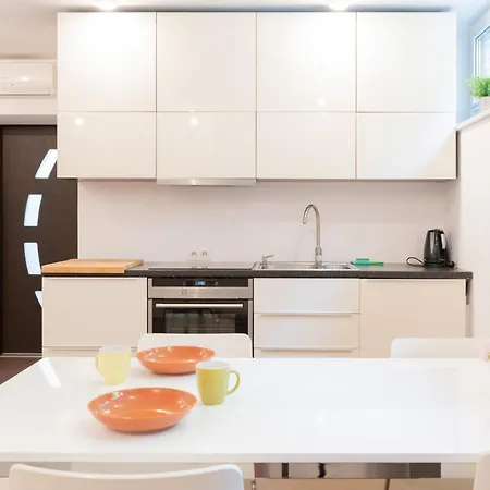 아파트 Apartamenty.in Bursztynowa Zatoka 예라타